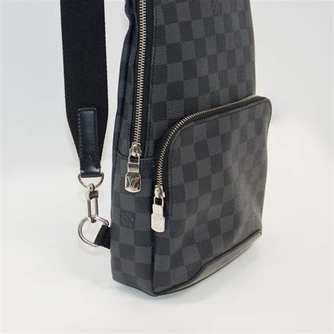 louis vuitton sling bag avenue